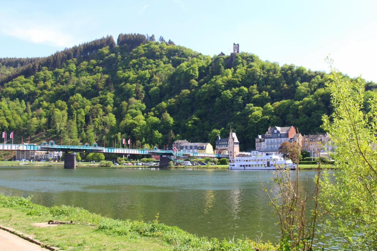Mosel-Loggia - Luxusapartment -Terrass - Klimaanlage Traben-Trarbach Exterior photo